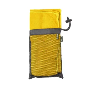 Asciugamano Sportivo Ecologico in RPET Slash per Palestra e Attività all'Aperto - Product Image 4