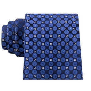 Cravatta Slim Geo Mosaico da Uomo Kenneth Cole Reaction, Alta Qualità in Microfibra di Seta, Design Floreale Blu Navy, Stile Casual, Taglia Regolare Personalizzabile - Product Image 2