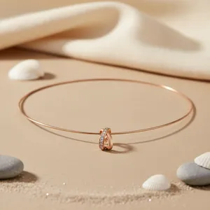 Collier pendentif minimaliste plaqué or rose avec chaîne serpent en diamant de laboratoire pour femme, à porter au quotidien, idéal comme cadeau - Product Image 1