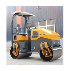 Rouleau vibratoire à double roue en acier d'occasion efficace Bomag, rouleau compacteur routier miniature d'occasion original - Product Image 6