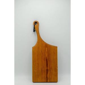 Tabla de cortar de madera estética hecha para cocineros domésticos pacíficos que disfrutan de la calidad simple y los rituales de cocina lentos - Product Image 2