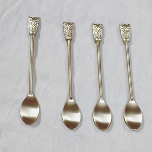 Cuchara de café de latón de último diseño para el hogar Cuchara de café de tamaño personalizado Juego de cubiertos de 4 con esmalte mate para Cocina - Product Image 4