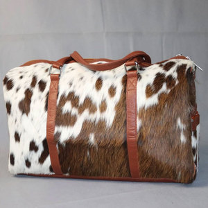 Servicio OEM, Diseño de Fabricante, Bolsas de Viaje de Cuero Vacuno, Bolsas de Viaje de Cuero Vacuno de Primera Calidad a Precio Accesible - Product Image 2