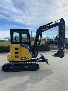 รถขุดขนาดเล็ก John Deere รุ่น 35P มือสอง/ใหม่ สภาพดีเยี่ยม แรงบิดสูง รับประกัน 3 ปี เครื่องยนต์ Kubota - Product Image 4