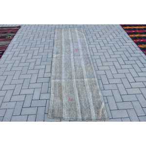 พรมขนาด 2.4x8.2 ฟุต, พรมวินเทจตุรกี, พรมลายพรางสีเทาทำจากขนสัตว์ - Product Image 1