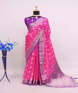 Magnifique saree en filet de mariée pour femme avec superbe broderie lourde et chemisier élégant prêt à l'emploi pour les mariages - Product Image 2