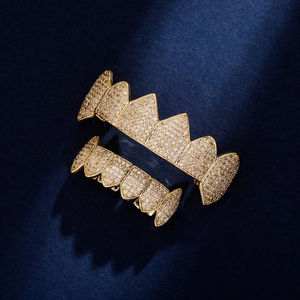 Usine personnalisé réglage des dents Grillz 925 argent D VVS rond brillant coupe laboratoire diamants Grillz pour les dents - Product Image 4