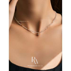 Collana di perle di pietra di luna grigia con ciondolo a perle dorate, catena a maglia box stile Stella Polare, collana a catena celeste di tendenza - Product Image 3
