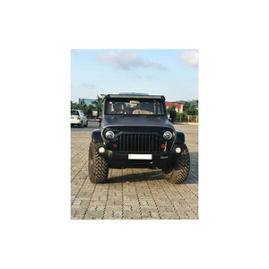 SUV familiar Interior espacioso Asientos de tercera fila Características de seguridad avanzadas Cómodo y suave Paseo en carretera - Product Image 5