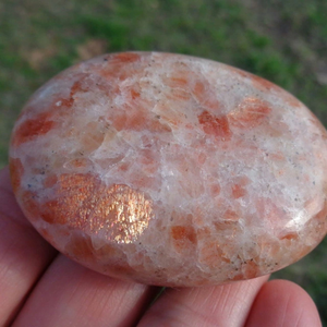 Wholesale Clear Quartz Agate Stone Natural Semi-Precious Stone Crafts for <b>Healing</b> Energy Chakra Reiki Palm Stone Sale - Product Image 2