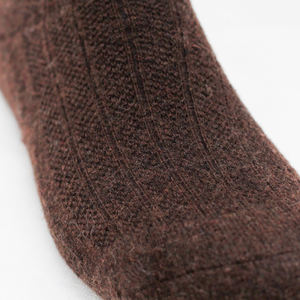 Chaussettes unisexes en laine de Mongolie Premium Energy Natural Anti-Bacterial Moisture Free Sock pour la chaleur hivernale Durable Dark Brown - Product Image 4