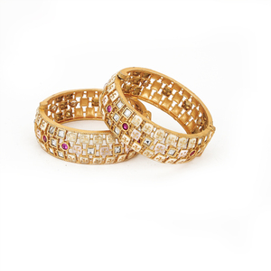 Grossiste et fabricant de bracelets anciens classiques plaqués or 2 pièces 213333 grossistes en Inde - Product Image 1