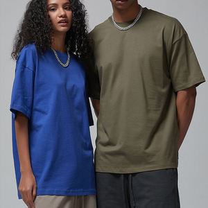 Nouveautés Ensembles de shorts et t-shirts unisexes Ensemble de shorts et de t-shirts oversize unis avec impression et logo personnalisés - Product Image 5