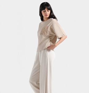 Usine en gros personnalisé à manches courtes en coton couleur unie col rond femmes t-shirt femmes logo personnalisé coupe ample couleur unie - Product Image 3