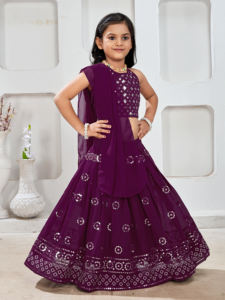 Conjunto de Lehenga Choli Morado hasta el Suelo para Niñas, Diseño de Moda Shoryam, con Trabajo de Espejo, Estilo Étnico, para Fiestas, para Todas las Temporadas - Product Image 5