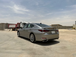 รถยนต์ Lexus ES350 V6 รุ่น GCC พวงมาลัยซ้าย เบาะหนัง เครื่องยนต์ >8 ลิตร ระบบควบคุมความเร็วอัตโนมัติ ACC ระบบควบคุมความเร็วคงที่ ระบบเกียร์อัตโนมัติ เบนซิน ล้อแม็ก R18 - Product Image 5