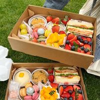 Emballage alimentaire en papier biodégradable personnalisé et créatif, boîte à collation avec laminage mat, gaufrage, doublure en éponge, résistant à l'huile/l'eau, logo