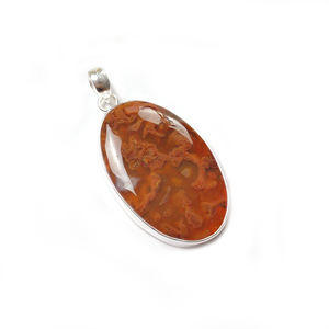 Pendentif en agate rouge du Botswana de forme ovale en argent sterling 925, vente en gros |   Fournisseur en gros de bijoux en pierres précieuses personnalisés - Product Image 1