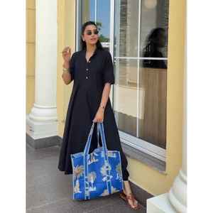 Bolso de Mano Azul Moderno para Mujer, Tipo Tote, con Cierre, Resistente al Agua, de Lona, para Todas las Temporadas: Verano, Otoño, Invierno, Primavera - Product Image 1