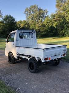 Subaru Sambar 4WD d'occasion de 1996, camionnette Kei du marché japonais, boîte manuelle à 5 vitesses - Product Image 4