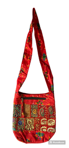 Bolso de Hombro Individual de Cuero PU Acolchado, Diseño Artesanal Multicolor, Estilo Banjara Tribal, Ecológico - Product Image 5