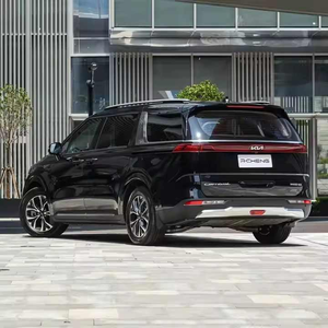 Kia Carnival 2024 2.0T Gasolina, Transmisión Manual/Automática, Asientos de Cuero, Cámara Trasera, Interior Oscuro, Volante a la Izquierda, Pantalla Táctil - Product Image 3