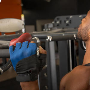 Guantes de gimnasio de medio dedo unisex para entrenamiento y levantamiento de pesas, ejercicio físico, entrenamiento hecho de cuero para deportes - Product Image 6