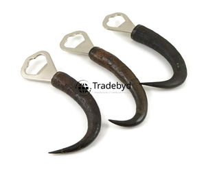 Ouvre-bouteille en corne artisanal Cadeau exécutif élégant pour les événements et les clients par Tradebyd - Product Image 2