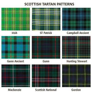 Kilt hybride noir pour homme, motif écossais, avec plaques de tartan du Fierté d'Écosse et sangles à chaînes - Product Image 4