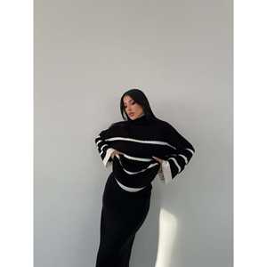 ชุดกระโปรงถักคอชาวประมงสำหรับผู้หญิง ซีรีส์ 1500 - Product Image 2