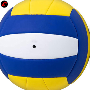 Pelotas de voleibol de playa de tamaño personalizado para interiores y exteriores cosidas a máquina de cuero PU PVC hechas a medida de alta calidad - Product Image 5