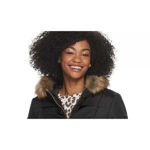 Piumino Junior Rosa Celebrity con Cappuccio Bordato in Pelliccia Sintetica, Antivento, Imbottito in Cotone, Taglia Media, Ideale per Inverno e Primavera - Product Image 2