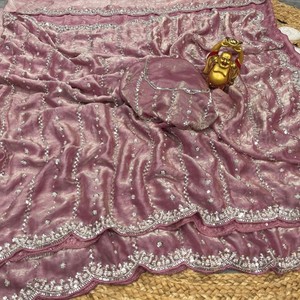Sari de Seda Espacial de Lujo con Cuentas Originales Hechas a Mano, Blusa con Cuentas a Juego, Colección Premium de Moda para Fiestas - Product Image 3