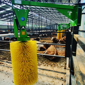 Nuevo cepillo cómodo para ganado con motor y rodamiento giratorio y diseño vertical para vacas - Product Image 2