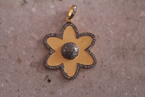 Tournesol finition mate double ton pavé de diamant pendentif en argent sterling 925 taille 35x30MM - Product Image 3