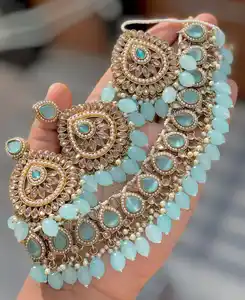印度珠宝镀金水晶人造珍珠新娘项链悬挂Jhumki耳环珠宝套装，绿色