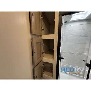 รถคาราวาน2025แบบป๊อปอัพสุดหรูพร้อมระบบกันสะเทือนอิสระสำหรับตั้งแคมป์เคลื่อนที่ได้รถ325RL - Product Image 2