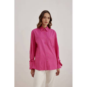 Blusa de Popelina con Ribete en Contraste Fucsia - Corte Holgado Estilo Retro para Primavera Verano - Product Image 4