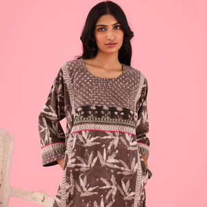 Collection unique Imprimé de feuilles Longueur de plancher Manches trois-quarts Occasion Casual Wear Imprimé Maxi - Product Image 1