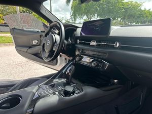 2021 pour Supra 8 cylindres Premium Turbo Engine AWD sièges en cuir léger intérieur ACC régulateur de vitesse - Product Image 5