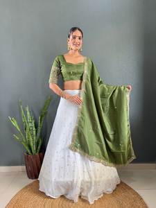 LANCEMENT DU NOUVEAU TISSU MOUSSELINE FESTIVE WEAR LEHENGA MALBARI CHOLI EN SOIE AVEC DUPATTA LOURD BRODÉ - Product Image 6