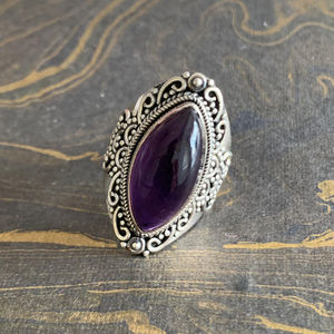 Anillo de Plata 925 de Primera Calidad con Amatista Natural, Anillo Moderno, Regalo para Cualquier Ocasión - Product Image 1