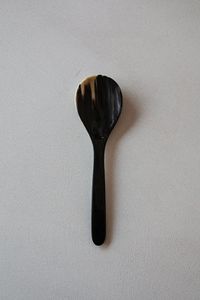 CUCHARA DE CUERNO BLANCO PULIDO DE RESTAURANTE para el hogar y el restaurante Uso en la cocina Tazón de estilo animal artesanal de la mejor calidad a la venta - Product Image 5