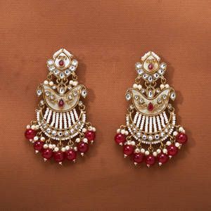 Pendientes de araña de moda occidental Indo inspirados en el diseñador famosos por su Chapado en madre perla y Mehndi - Product Image 3