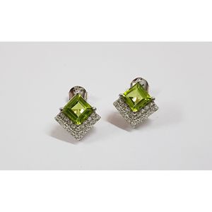 Boucles d'oreilles clous Shah Gems pour femme en péridot naturel, argent sterling 925, design géométrique en forme de goutte, or 14 carats, diamant, or rose - Product Image 4