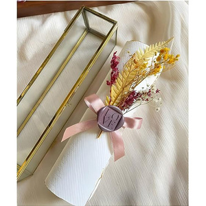 กล่องแก้วใสสำหรับใส่การ์ดเชิญยาวดีไซน์ไม่เหมือนใครพร้อมสีทอง - Product Image 2