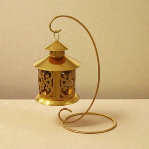 Farol Colgante de Metal Dorado de Lujo con Forma de Mariposa, con Soporte Decorativo, Luz Cálida de Vela, Elegante Decoración Festiva para el Hogar, Regalo para Ramadán - Product Image 4