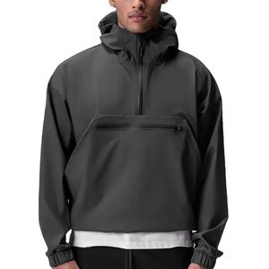 Veste coupe-vent à coque rigide respirante imperméable avec logo personnalisé, coupe ample, légère, pour le sport, la salle de sport, la course à pied, unisexe, 2026 - Product Image 1