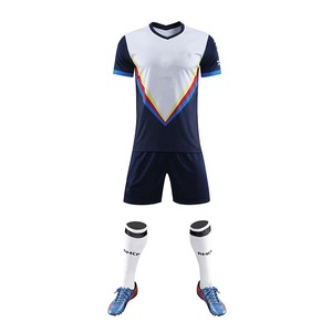 Camiseta de fútbol con impresión por sublimación, Jersey de fútbol con diseño personalizado, venta al por mayor - Product Image 2