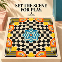 The Lucky Tiles Tapis de Mahjong américain, couverture de table carrée, noir, crème, damier, bleu, imprimé géométrique, accessoire de table pour soirée de jeu